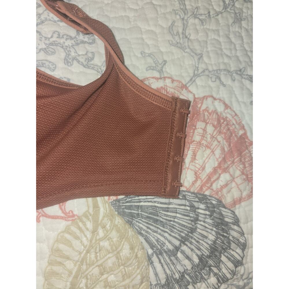 Wacoal Simone High-Impact Underwire Sports Bra, Size 38G - Picture 7 of 9